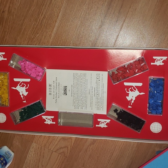 EUC vintage/partly game of RISK i believe all original pieces but can't be 1… - Picture 4 of 4